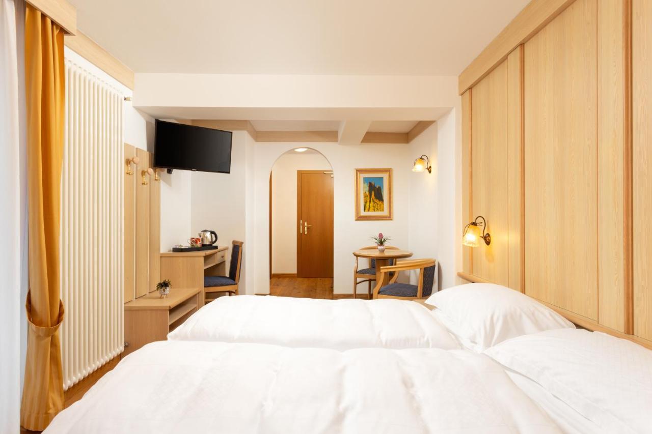 Hotel Pareda Canazei Kültér fotó