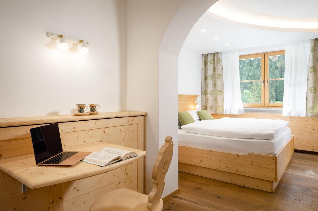 Hotel Pareda Canazei Kültér fotó