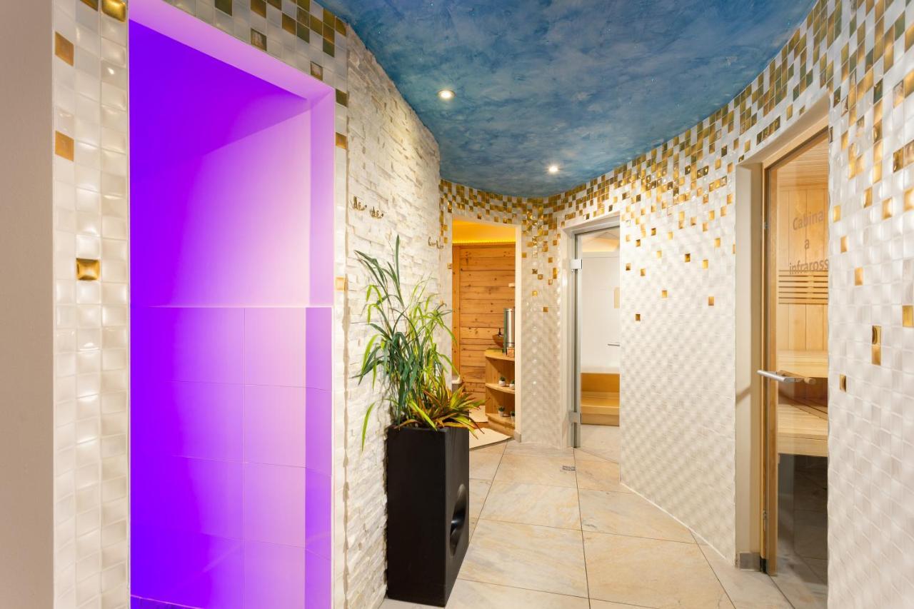 Hotel Pareda Canazei Kültér fotó