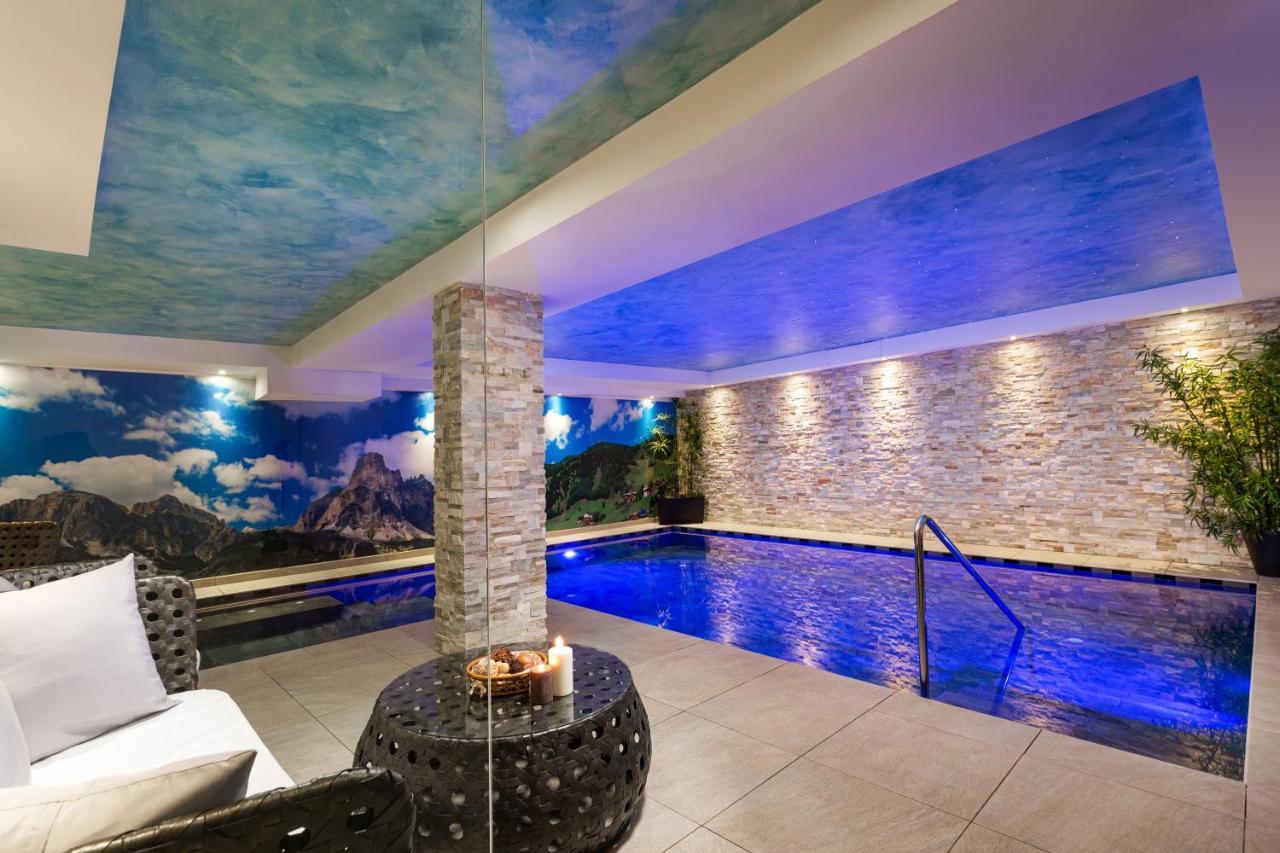 Hotel Pareda Canazei Kültér fotó